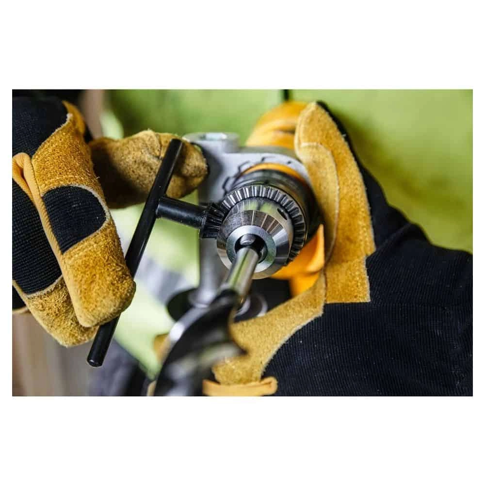 dewalt-dwd024-b5-220v-percussion-drill-705w-13mm-6